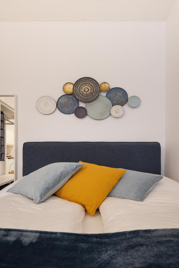 Apartment Cozy Market-square Retreat Located In The Heart Of The 10th District Vienna