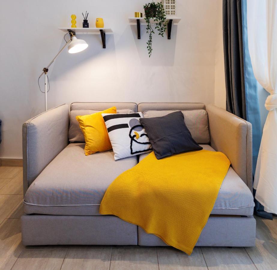 Cozy Market-square Retreat Located In The Heart Of The 10th District Apartment *
